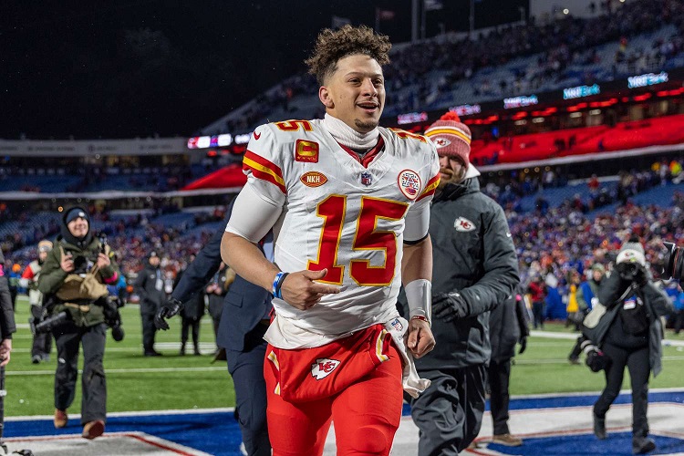 Patrick Mahomes remporte sa première victoire sur route en séries éliminatoires en carrière